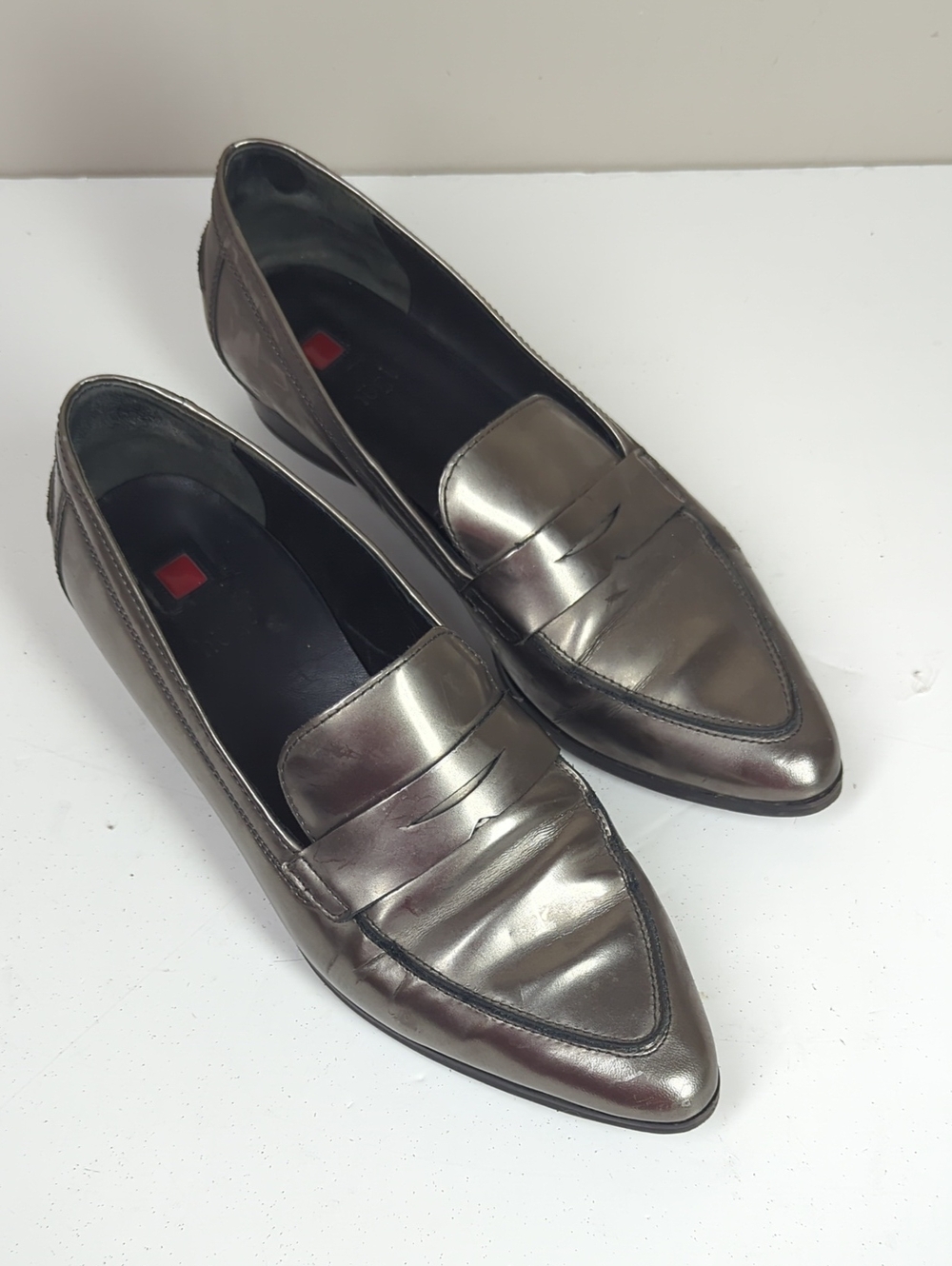 Hogl Pointed Metallic Leather Loafers - Silver 7.5